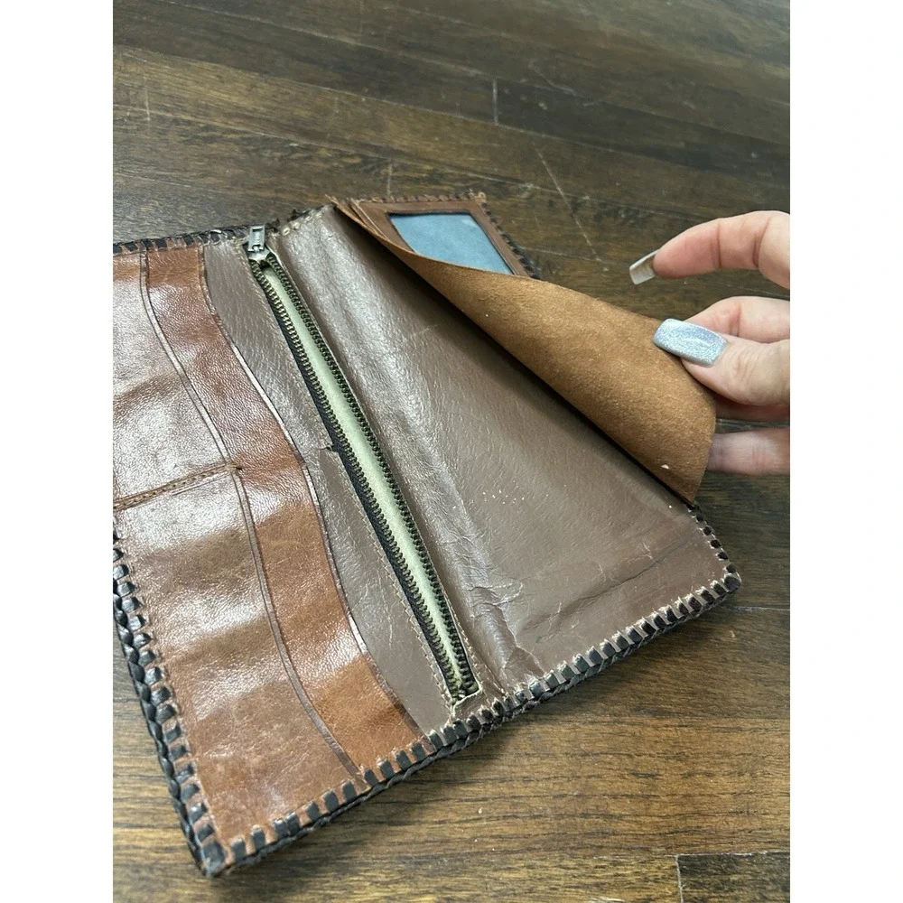 Men's  vintage hand-tooled leather wallet Genuine Leather Hand Made In Mexico